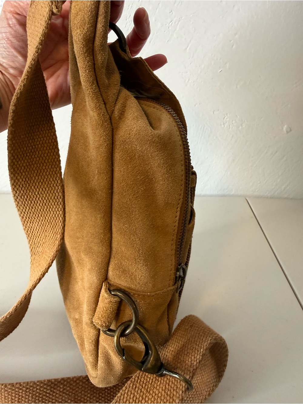 Free People Suede Sling Bag Crossbody Chest Pack Camel Tan Leather - Picture 10 of 14